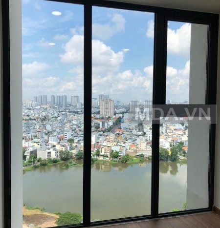 High floor apartment for rent in Eco Green Saigon