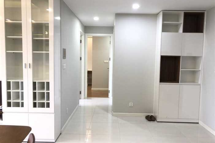 High floor apartment for rent Masteri An Phu