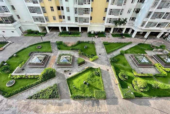 sky garden 1 apartment for sale