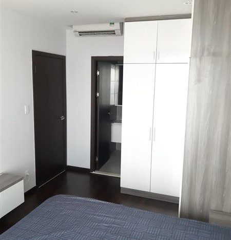 Rivergate apartment for rent