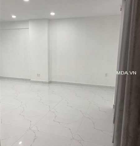 ID19534 - Shophouse for rent in Scenic Valley 2