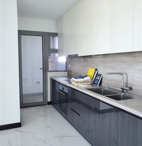 ID300026 – Unfurnished apartment in Empire City Linden for rent