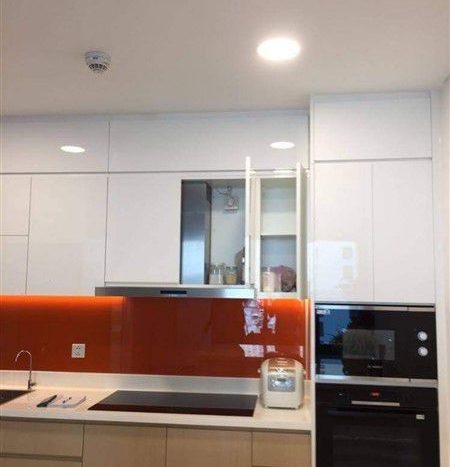 ID300046 – Sunwah Pearl good flat for long-term leasing