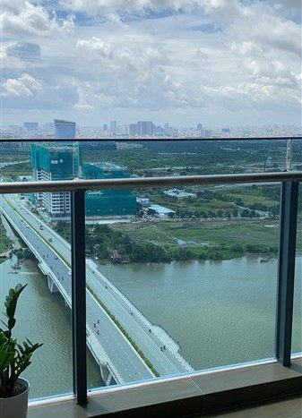 ID300055 – Sunwah Pearl river view condos for lease in Silver House