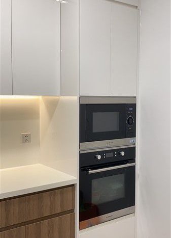 ID300055 – Sunwah Pearl river view condos for lease in Silver House