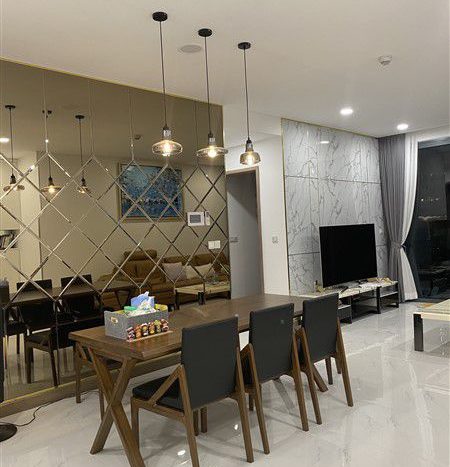 ID300055 – Sunwah Pearl river view condos for lease in Silver House